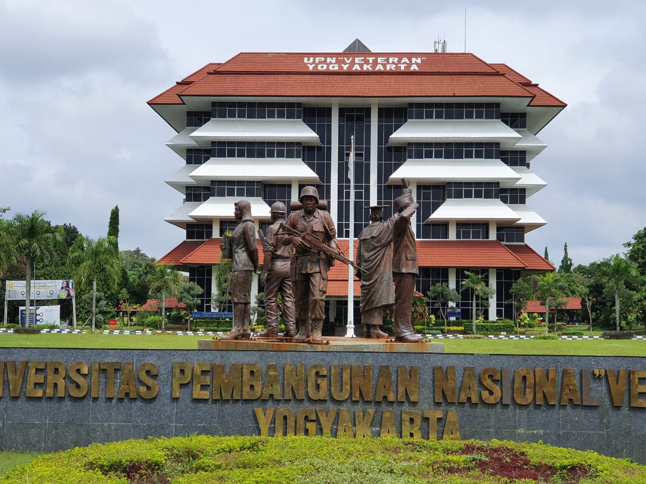 Akreditasi Universitas Pembangunan Nasional 