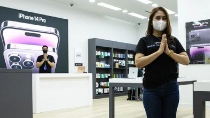 Jelaskan Hellostore: Apple Authorized Reseller Official Store Indonesia